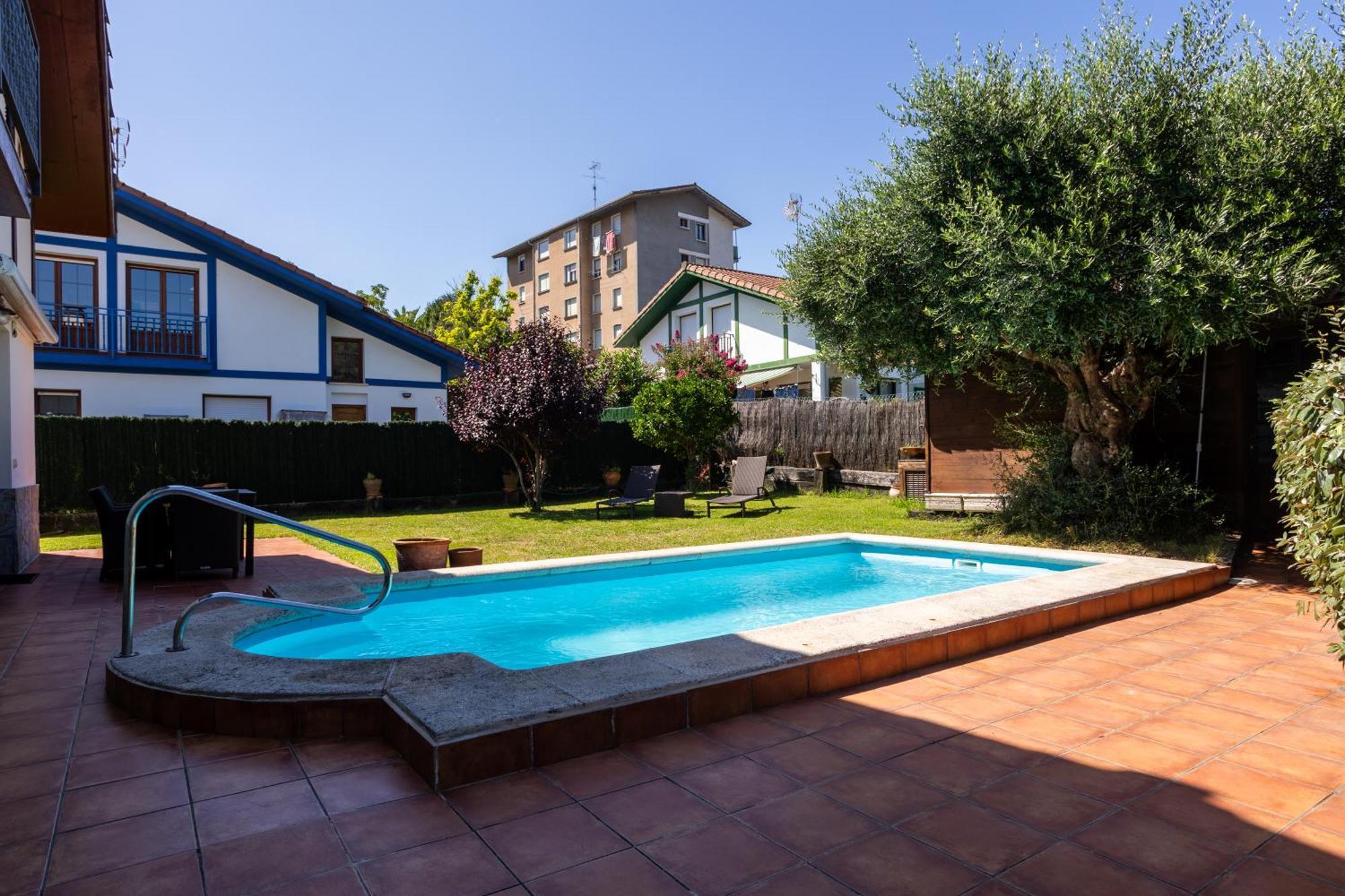 Urdaibai Boutique Villa Altamira Exterior photo