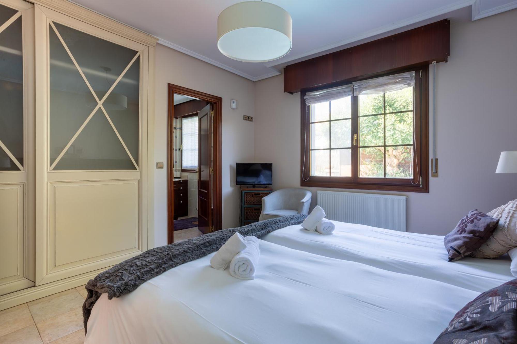 Urdaibai Boutique Villa Altamira Exterior photo