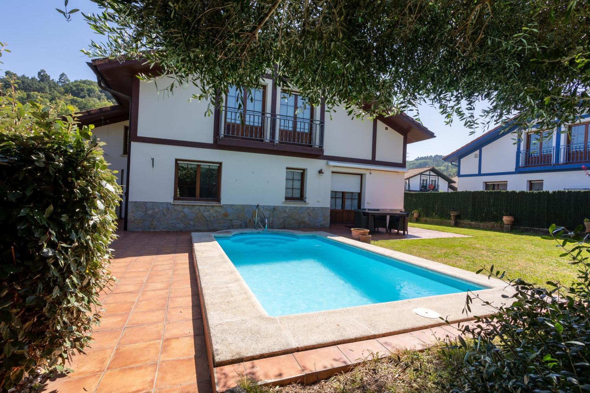Urdaibai Boutique Villa Altamira Exterior photo